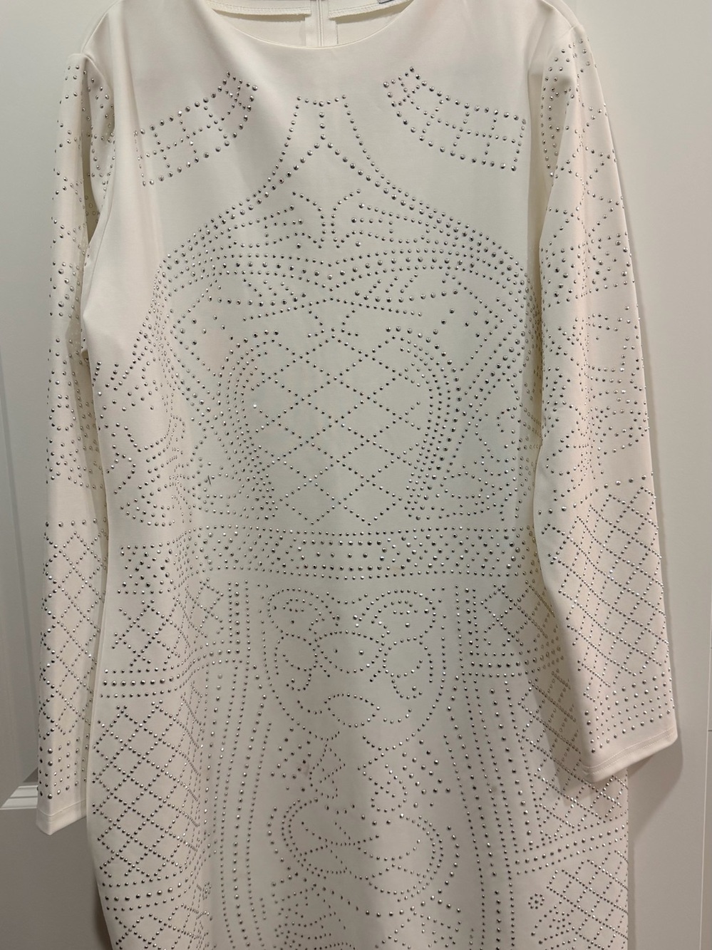 Embellished White Jewel-Studded Long Sleeve Dress